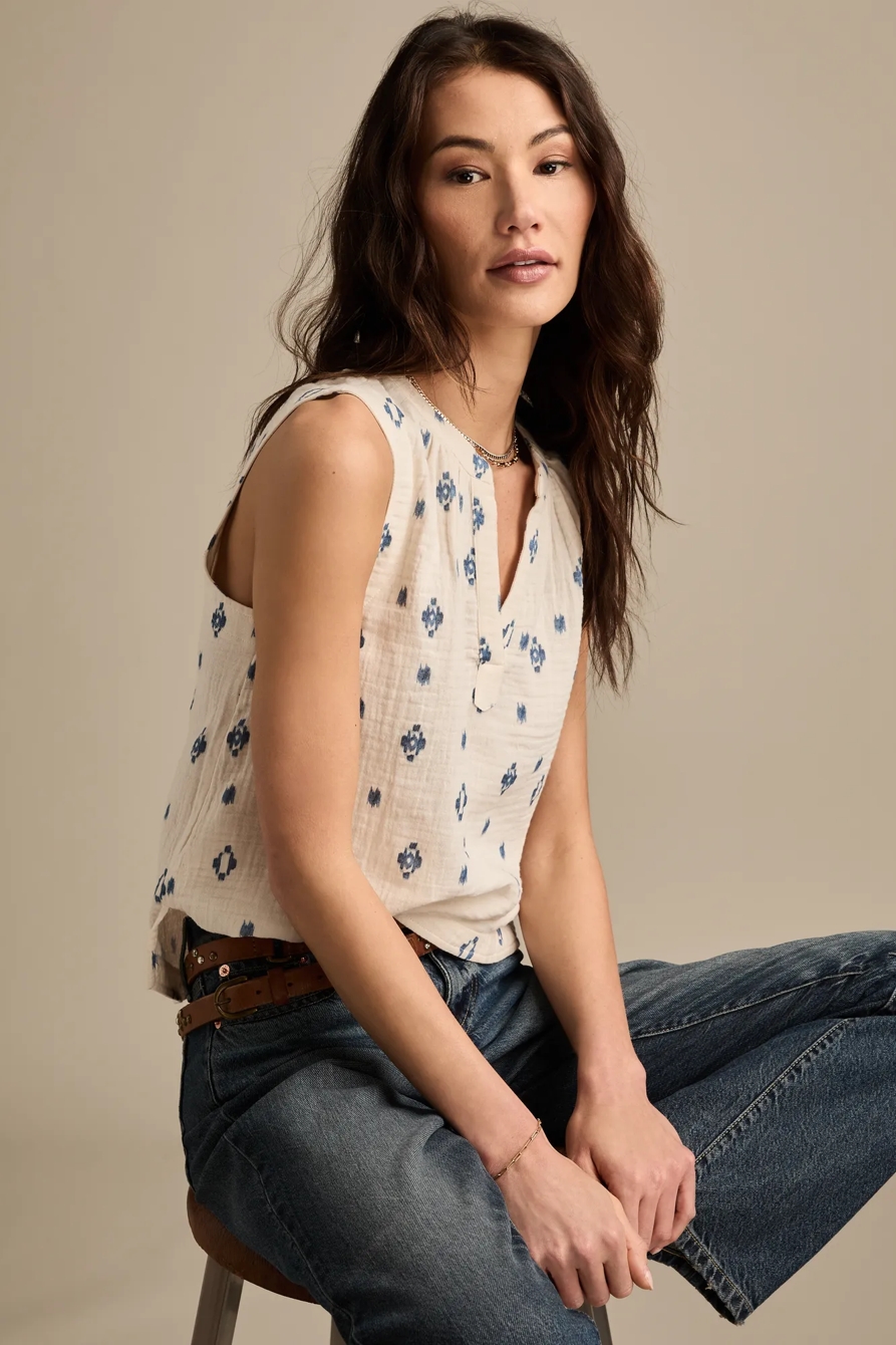SLEEVELESS POPOVER SHIRT, image 2
