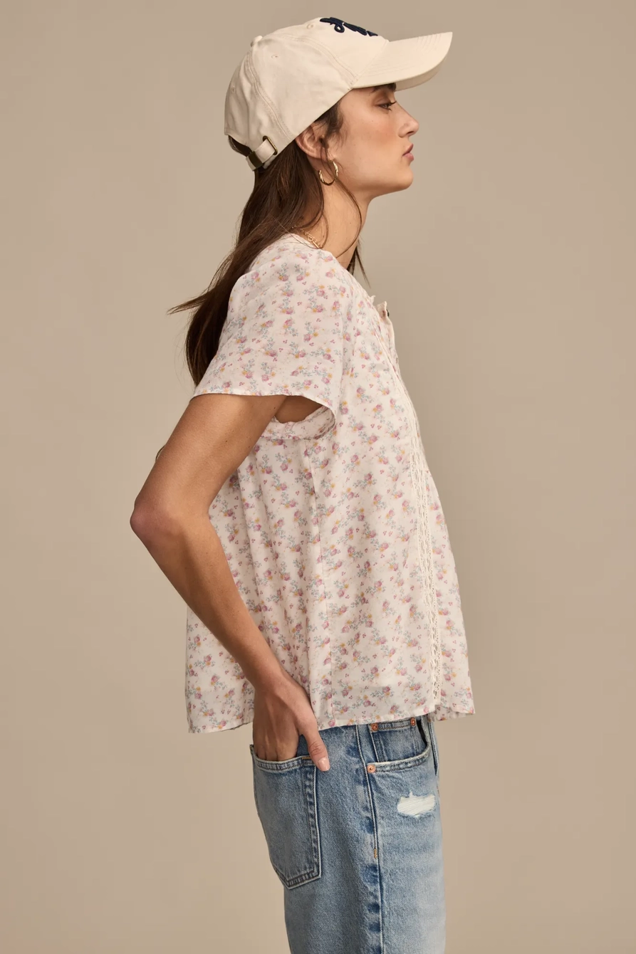 LACE PINTUCK PEASANT BLOUSE