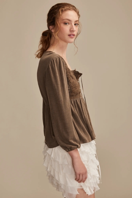 EMBROIDERED YOKE SQUARE NECK TOP, image 4