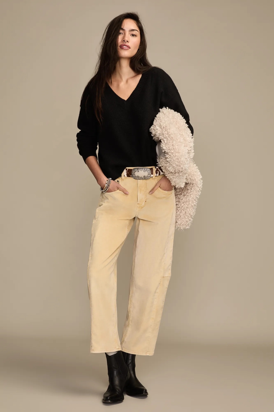 WAFFLE V NECK SWEATER, image 2