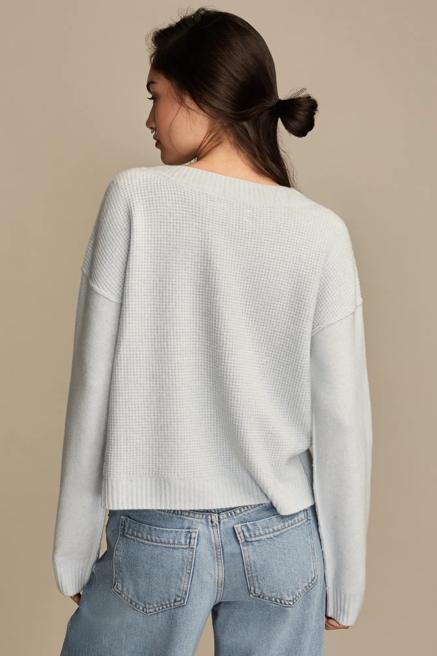 WAFFLE V NECK SWEATER, image 3