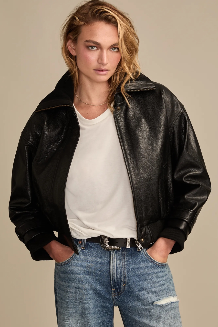 EXAGGERATED COLLAR LEATHER JACKET, image 3