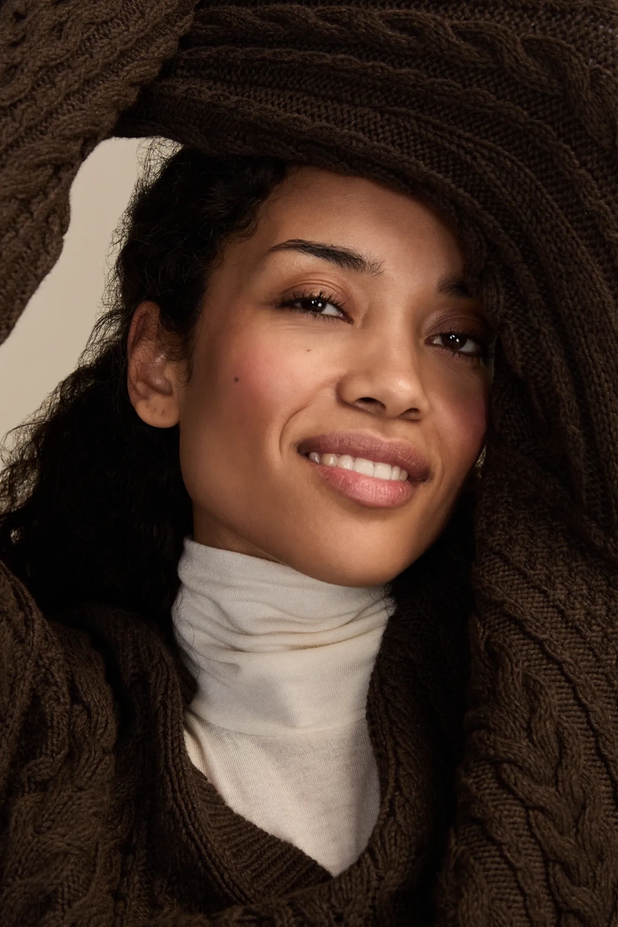 CABLE V NECK SWEATER, image 5