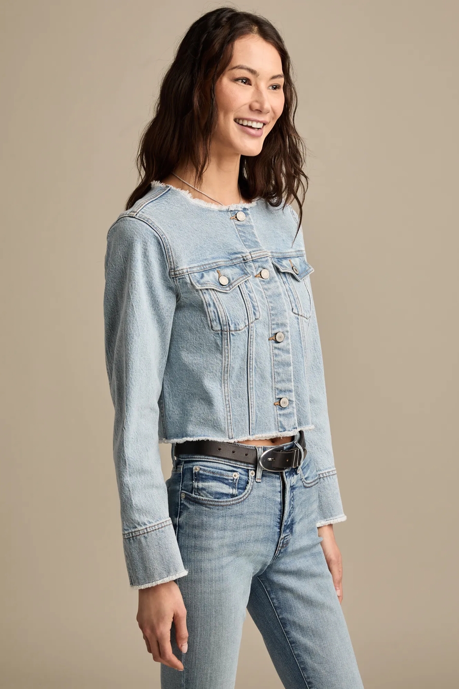 COLLARLESS CROPPED TRUCKER, image 4