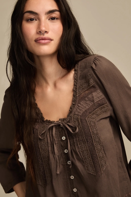 LONG SLEEVE LACE SWING TOP, image 1