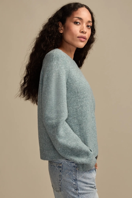 CLOUD SOFT CREW NECK SWEATER, image 4