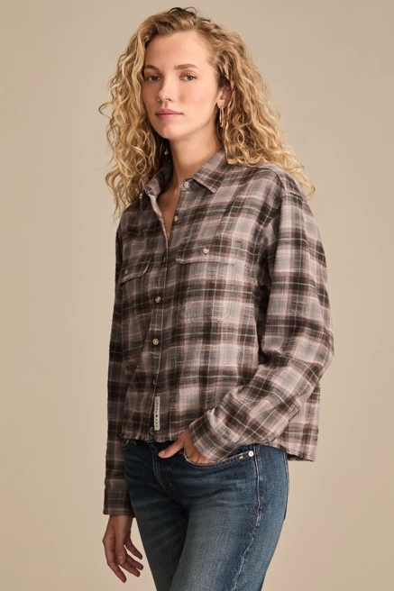 RAW EDGE FLANNEL CROPPED BUTTON DOWN SHIRT, image 4