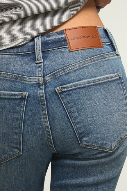 HIGH RISE STEVIE MINI BOOT, image 4