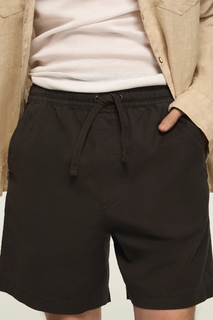 6 INCH LINEN PULL ON SHORT, image 2