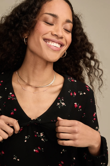 V NECK PETER PAN BLOUSE, image 2