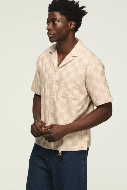 UNTUCKED CAMP COLLAR SHIRT, image 4