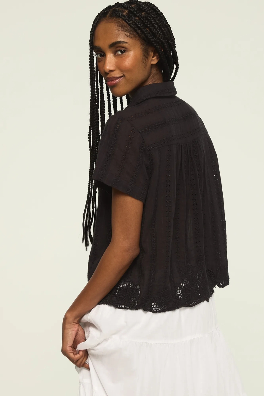 LACE SHORT SLEEVE BOYFRIEND BUTTONDOWN, image 3