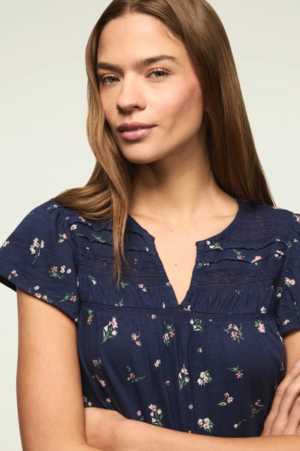 FLORAL FLUTTER SLEEVE TOP, image 2
