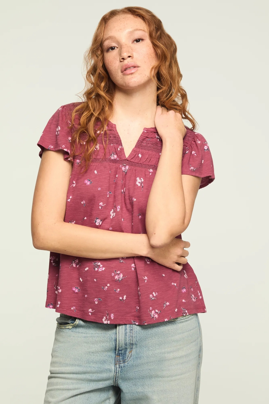 FLORAL FLUTTER SLEEVE TOP, image 2