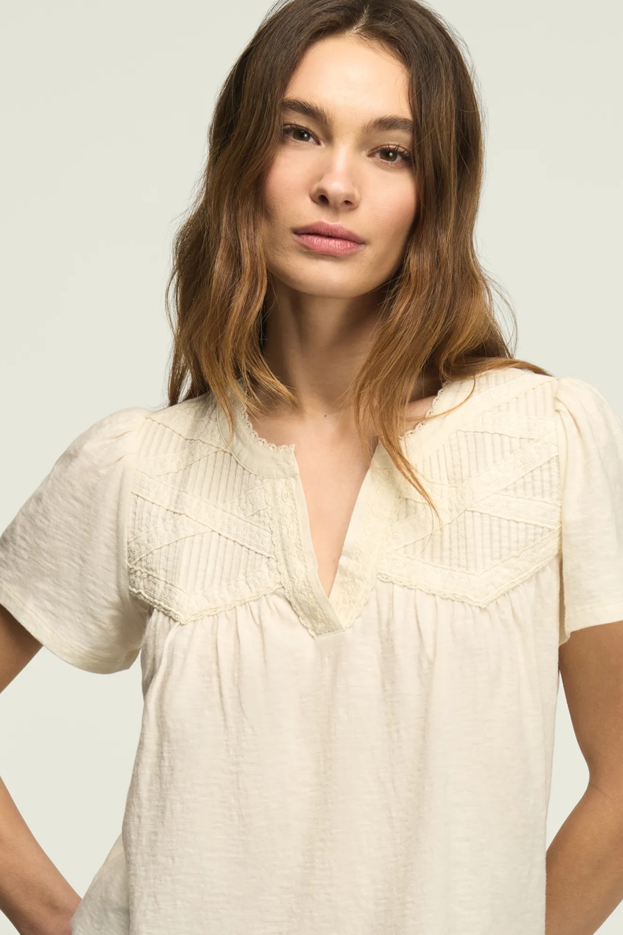 LACE PINTUCK NOTCH TOP, image 5