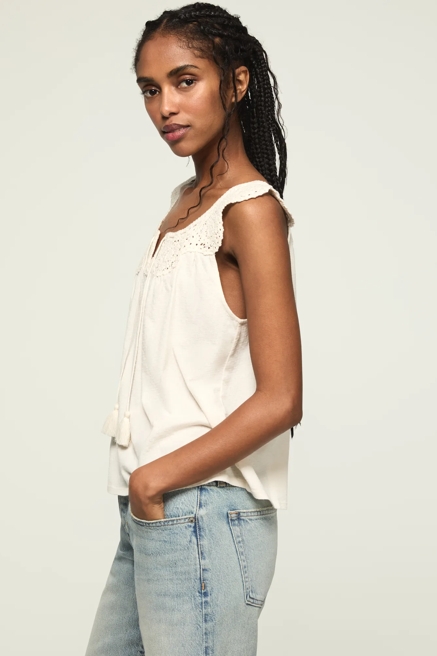 LACE TRIMMED SCOOP TANK, image 4