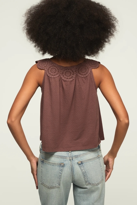 LACE TRIMMED SCOOP TANK, image 3