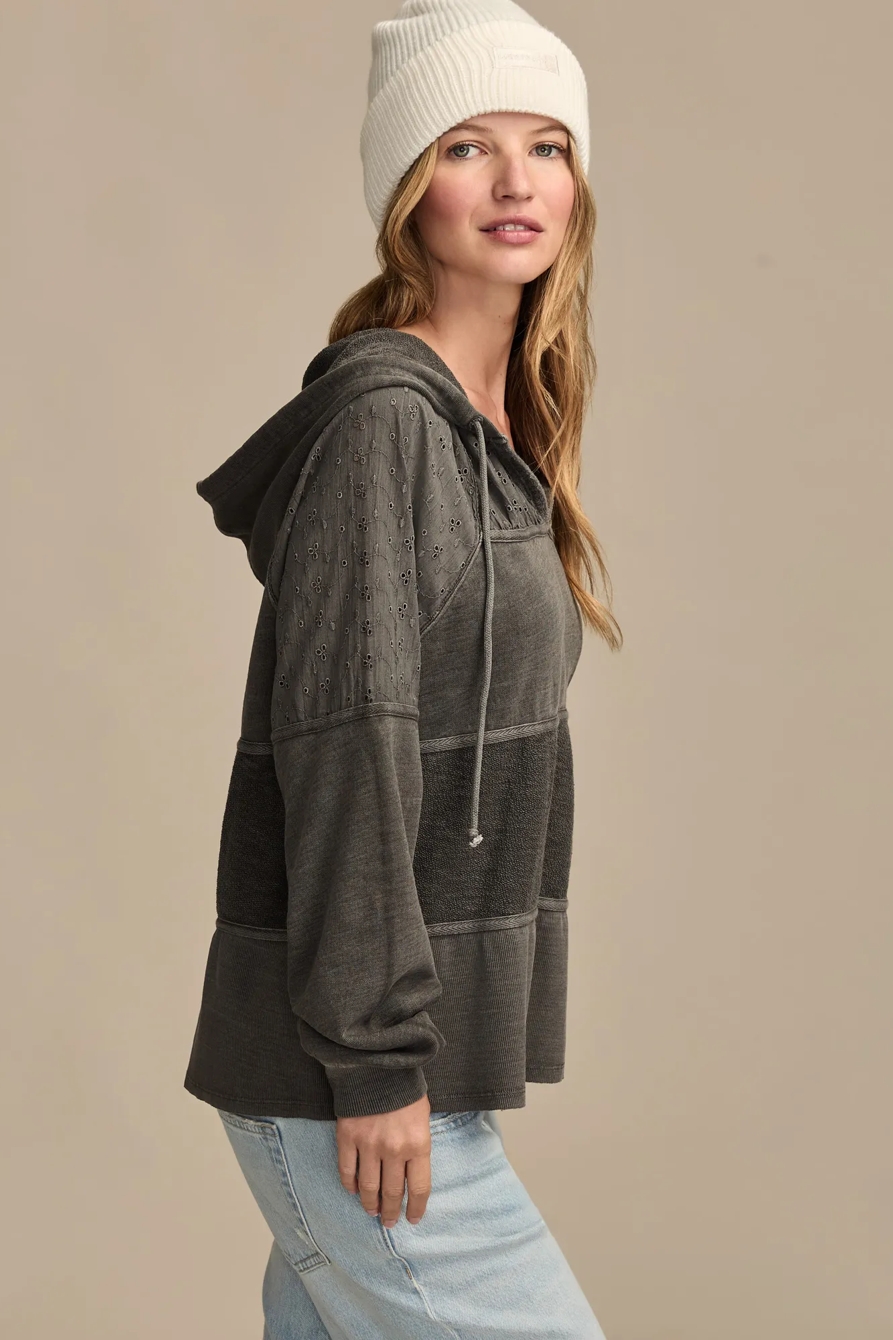 EYELET BOHO FLEECE HOODIE, image 4