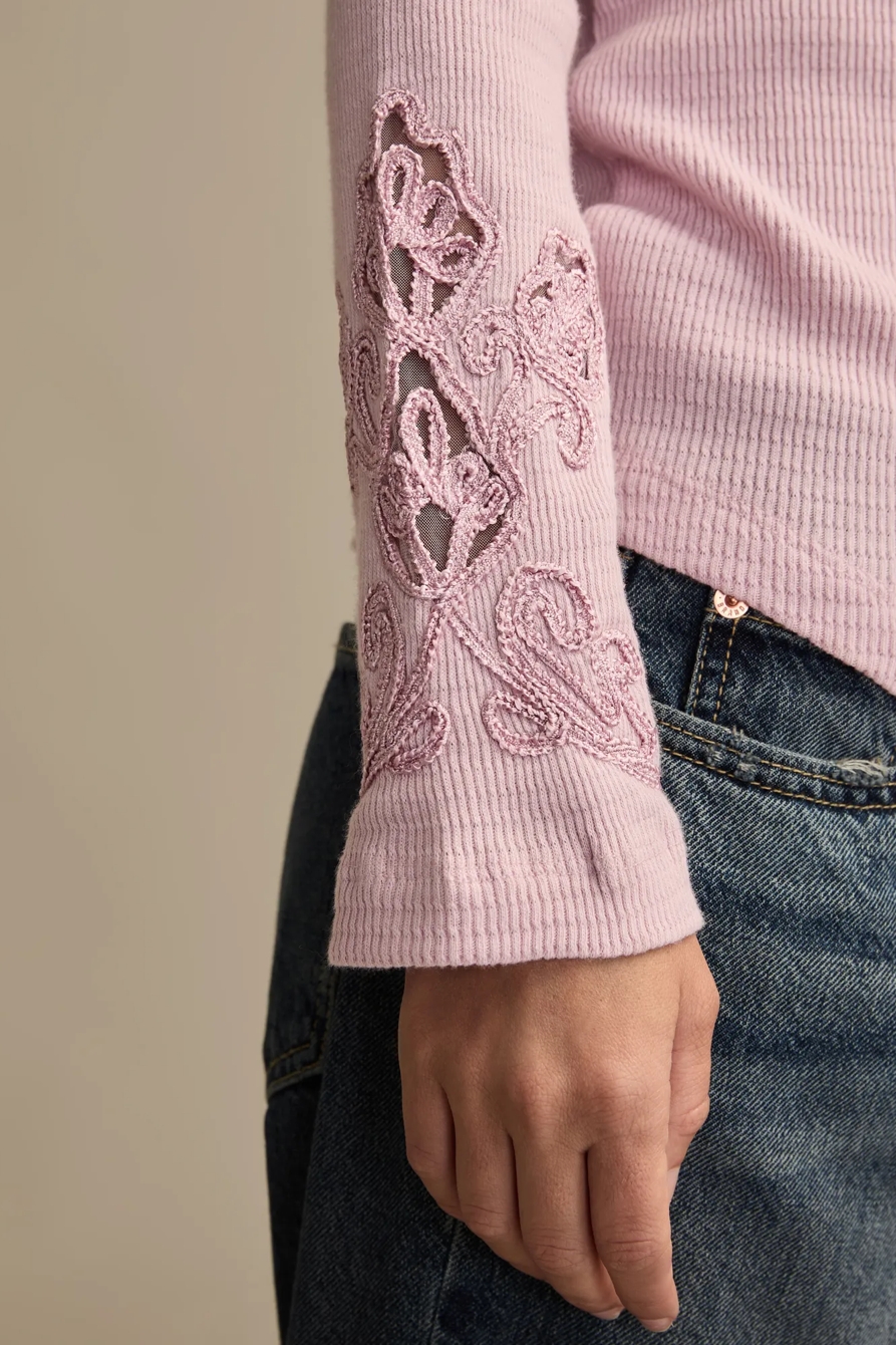 CUTWORK NOTCH NECK TOP, image 2