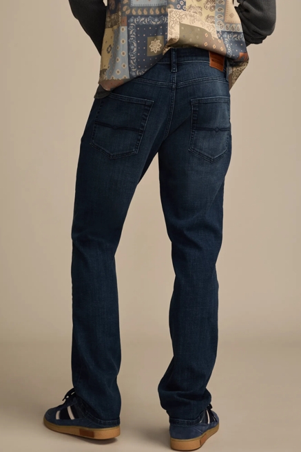 223 STRAIGHT, image 3