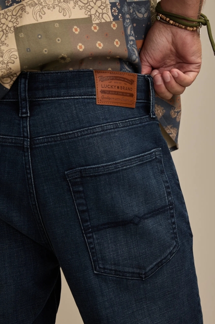 223 STRAIGHT, image 4