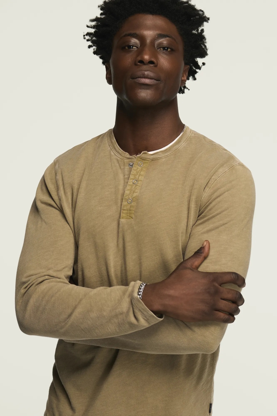 LONG SLEEVE WEEKEND SLUB HENLEY, image 3