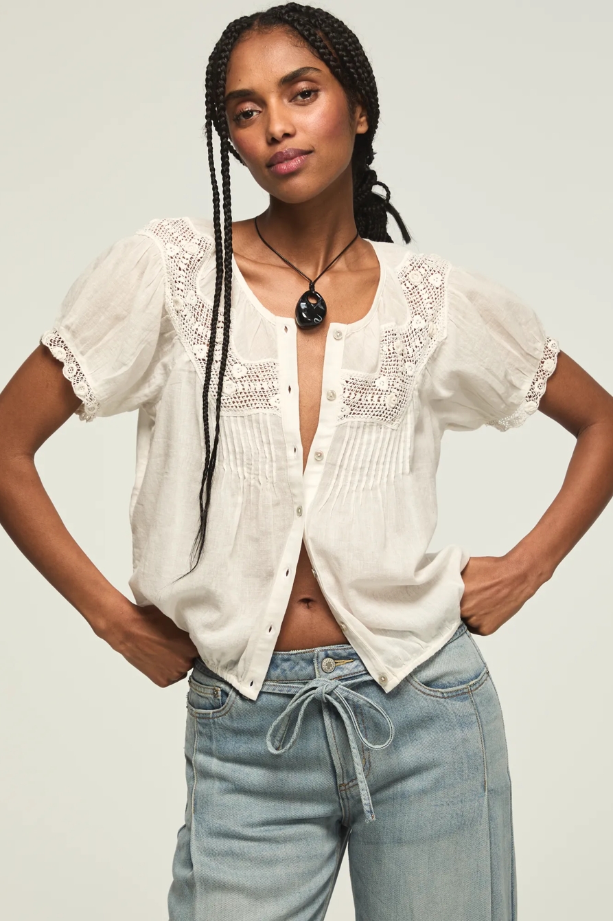 CROCHET PUFF SLEEVE BUTTON UP TOP, image 3