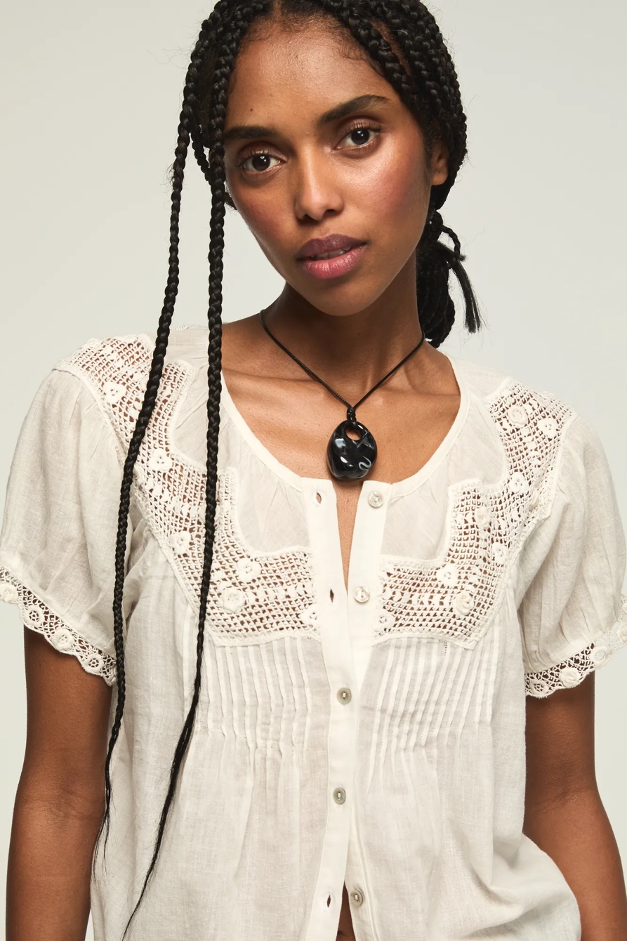 CROCHET PUFF SLEEVE BUTTON UP TOP, image 4