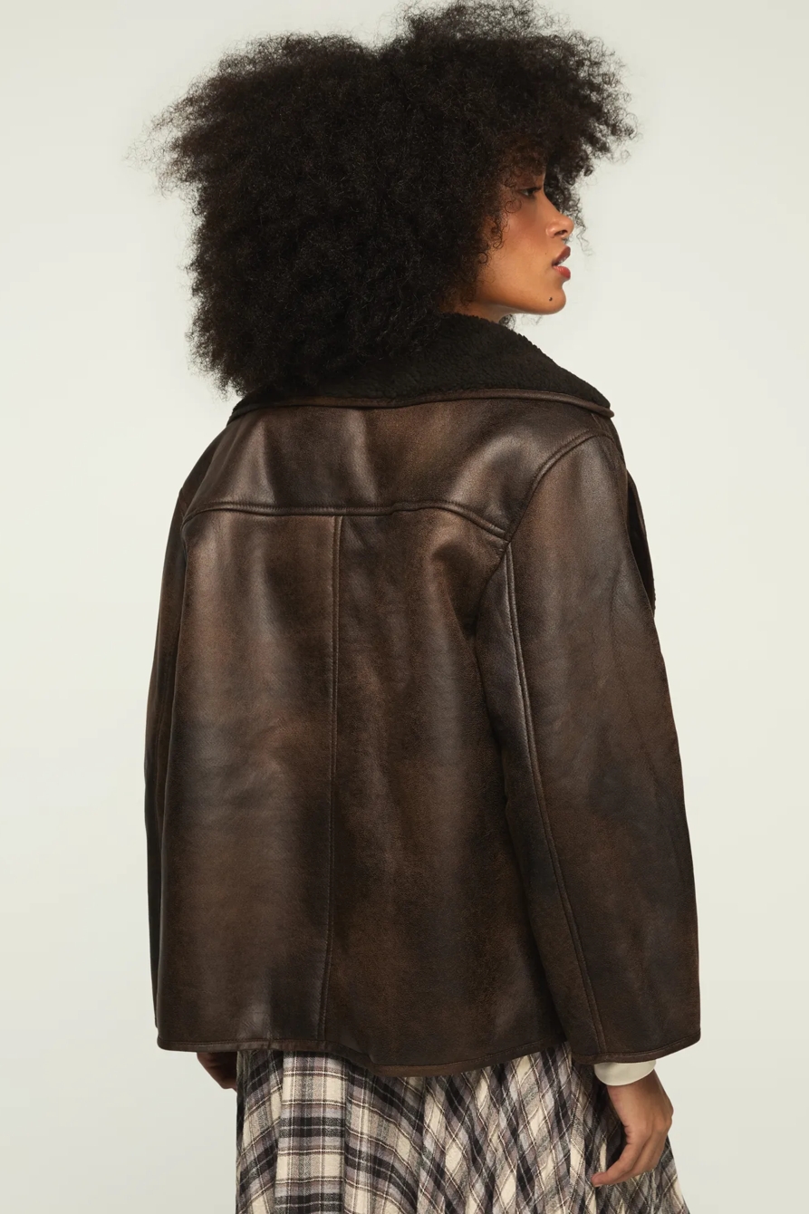 OVERSIZED FAUX SHEARLING COAT, image 3