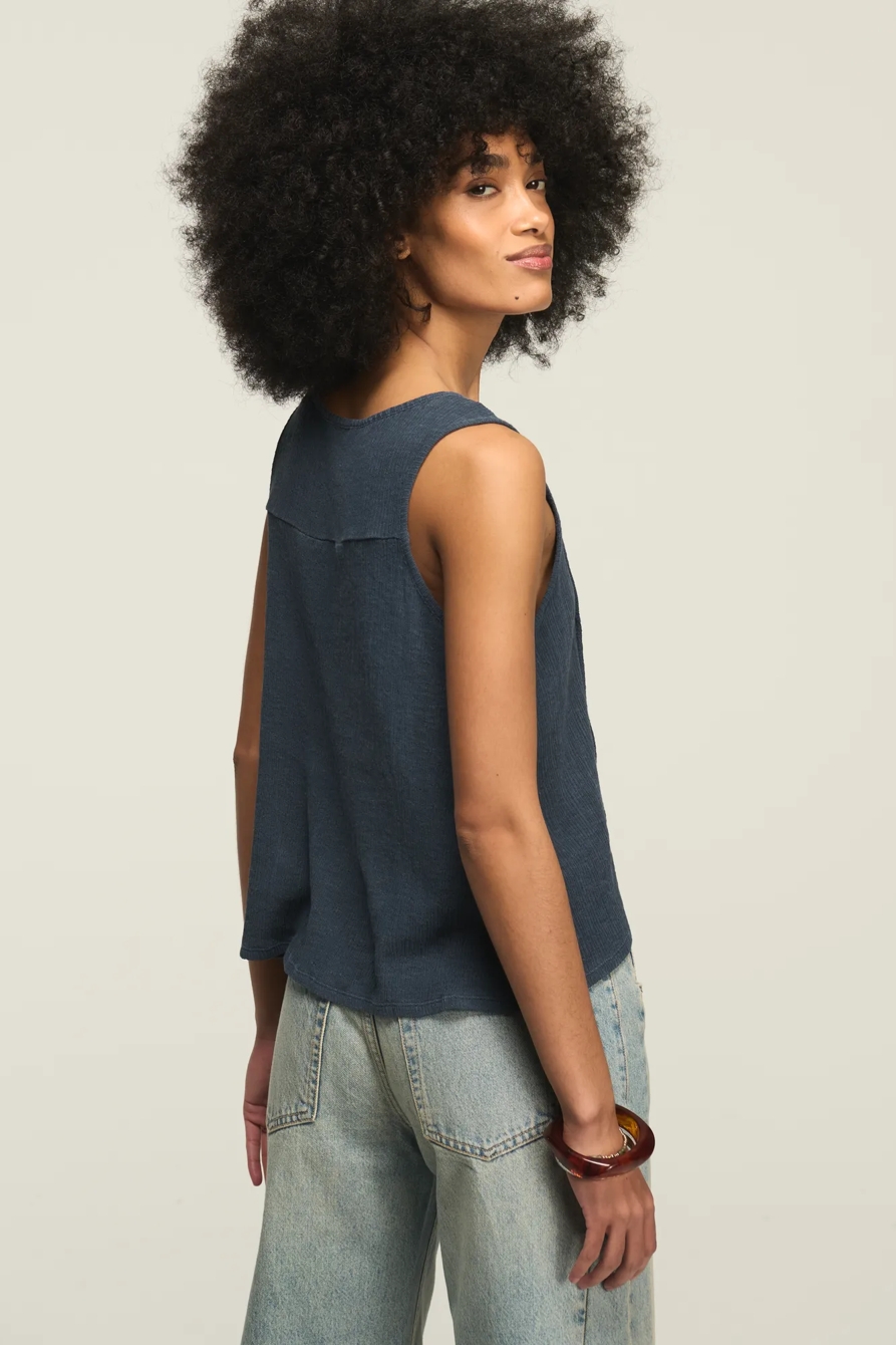 CUTWORK TASSLE SWING TANK, image 3