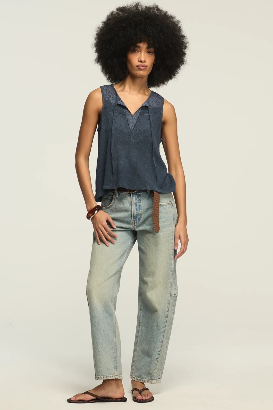 CUTWORK TASSLE SWING TANK, image 5