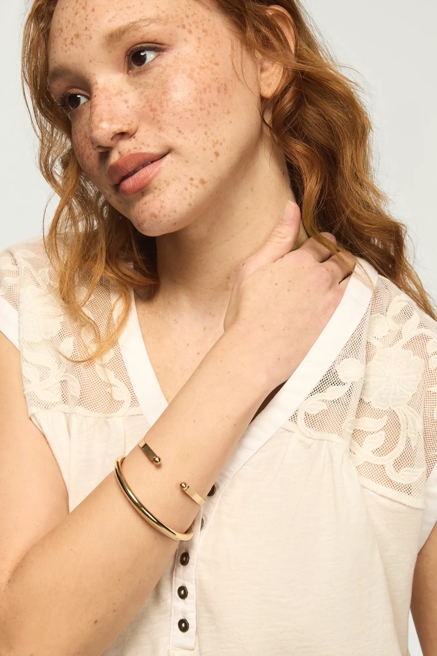 MESH EMBROIDERED YOKE TEE, image 2