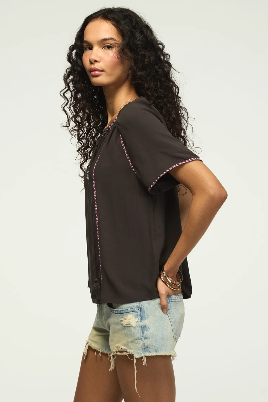 SHORT SLEEVE EMBROIDERED PEASANT, image 4