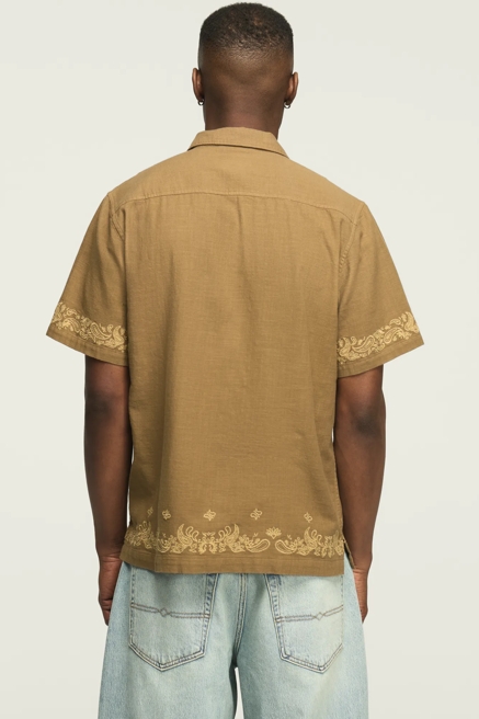 SHORT SLEEVE BANDANA EYELET CAMP COLLAR SHIRT, image 4