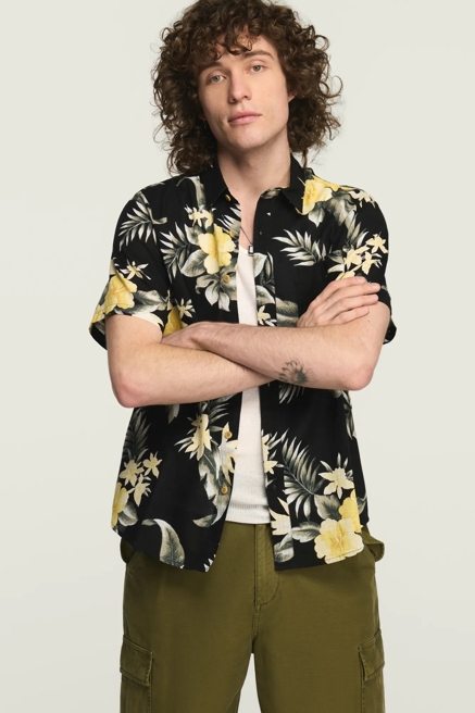 SHORT SLEEVE PRINTED CAMP COLLAR SHIRT, image 2