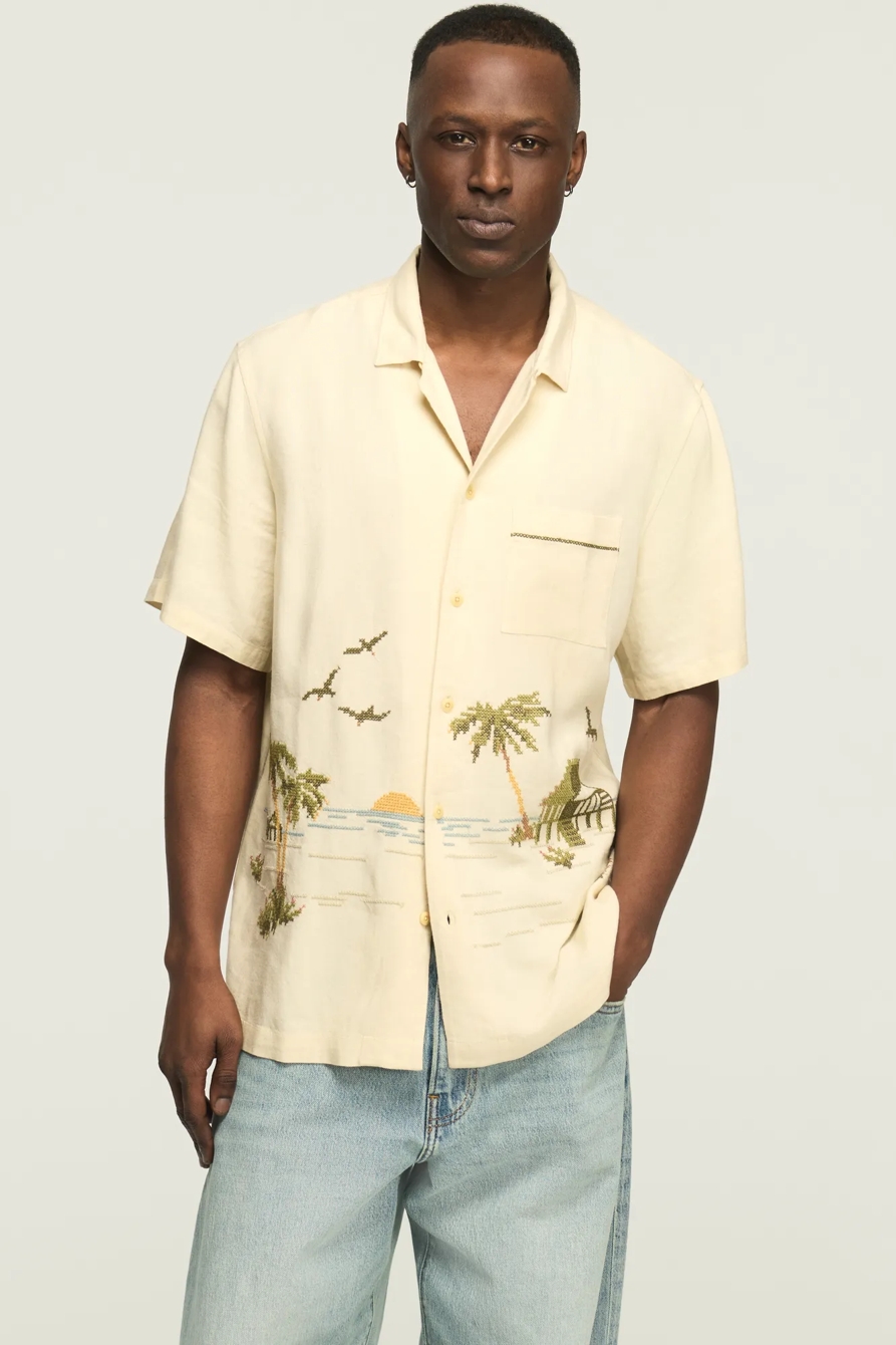 SHORT SLEEVE CROSS STITCH CAMP COLLAR SHIRT, image 1