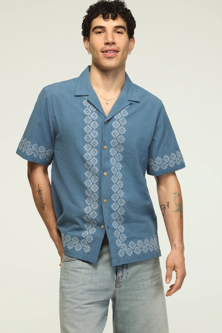 SHORT SLEEVE EMBROIDERED CAMP COLLAR SHIRT, image 1