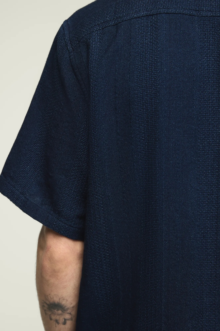 SHORT SLEEVE TEXTURED INDIGO SHIRT, image 6