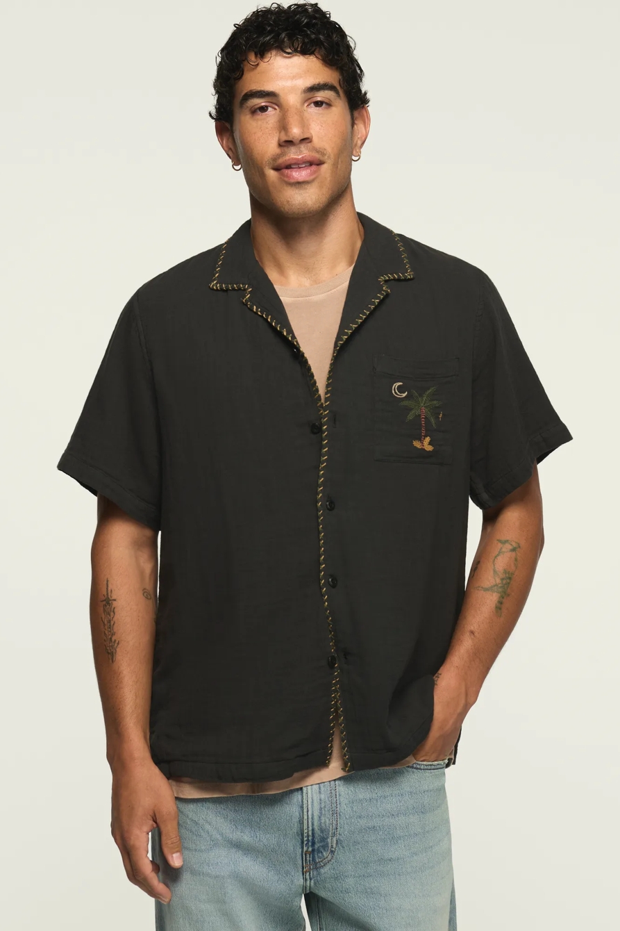 SHORT SLEEVE EMBROIDERED GAUZE CAMP COLLAR SHIRT, image 2