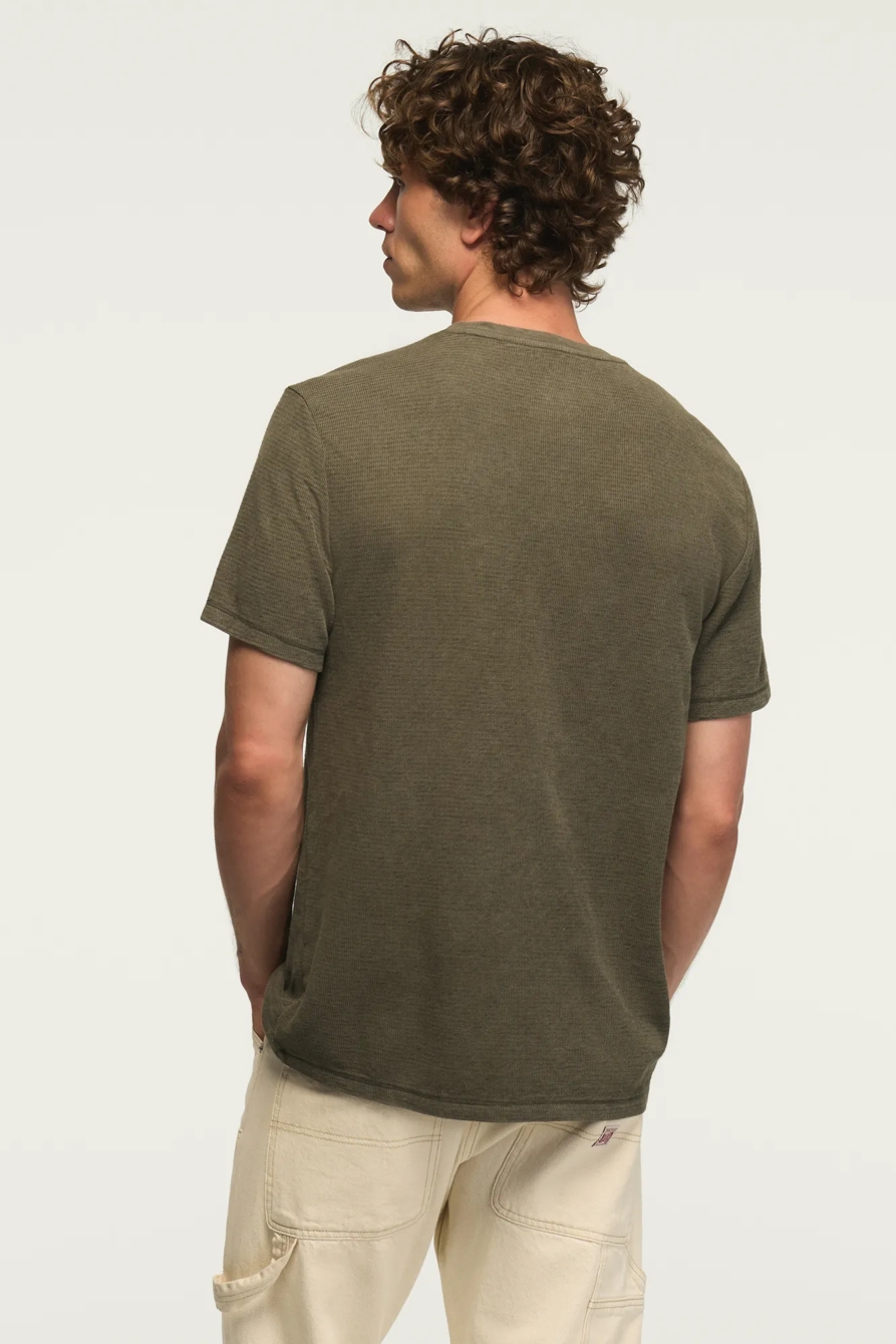 TEXTURED POCKET CREW NECK TEE, image 3