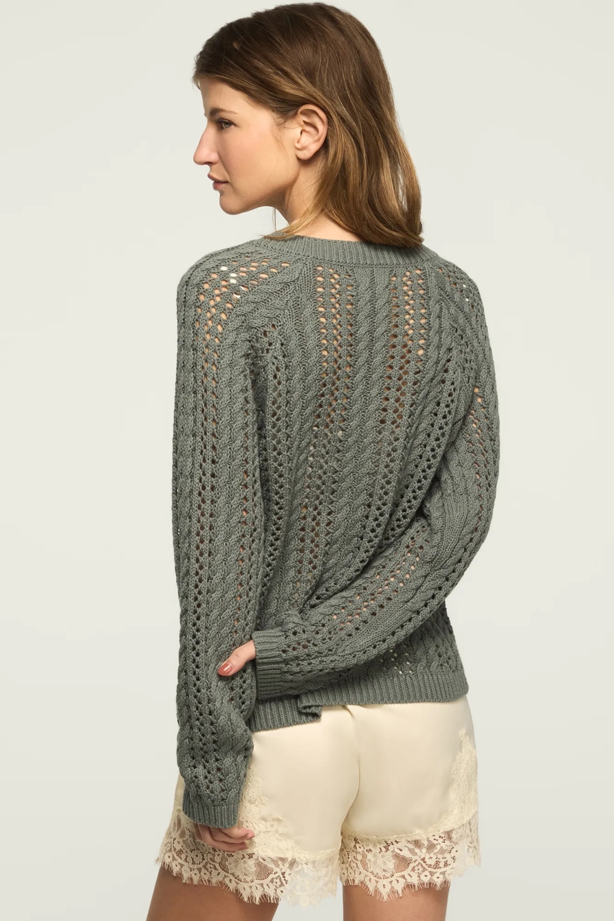 OPEN CABLE V NECK SWEATER, image 3