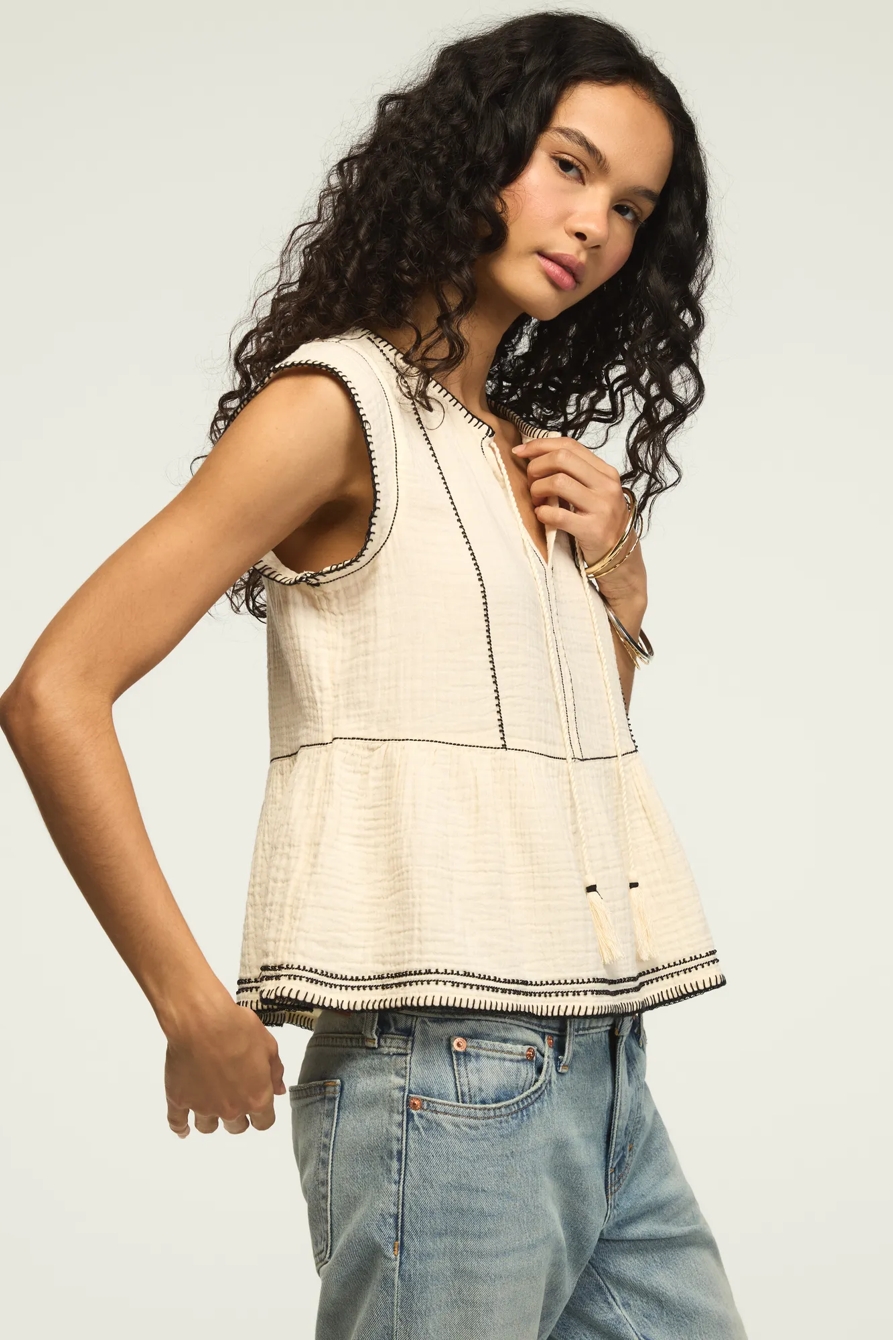 CONTRAST EMBROIDERED RUFFLE TOP, image 4