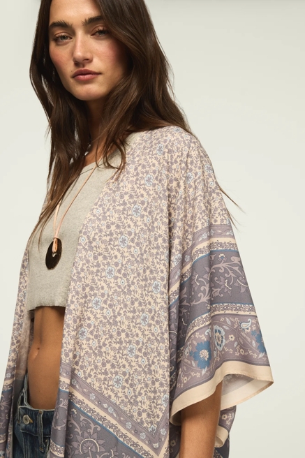 PRINTED CLASSIC KIMONO, image 2