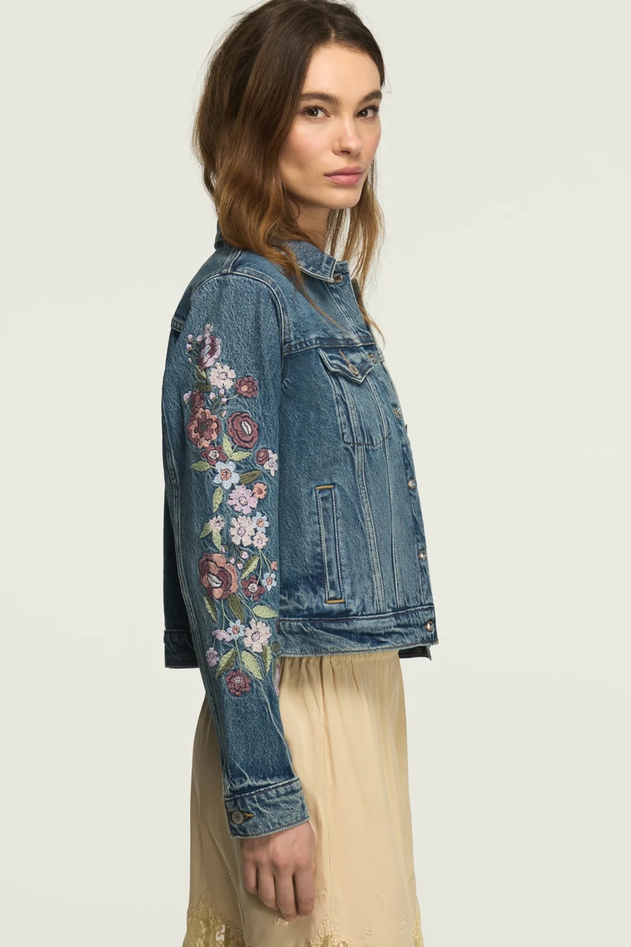 EMBROIDERED DENIM TRUCKER, image 4