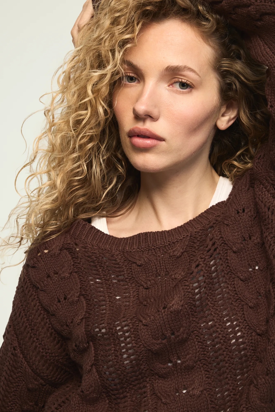 OPEN CABLE CREW NECK SWEATER, image 5