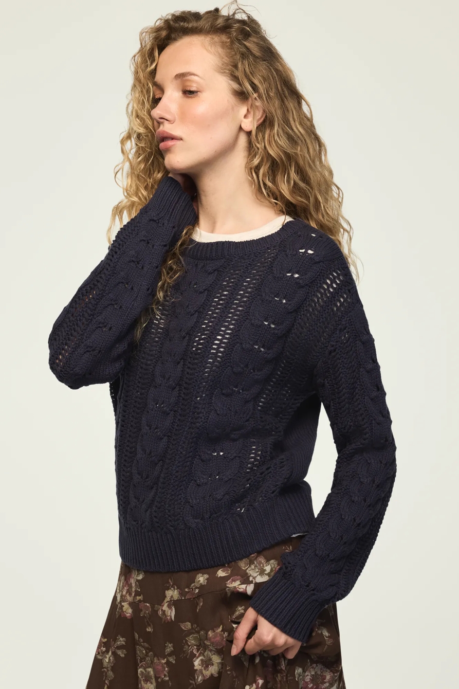 OPEN CABLE CREW NECK SWEATER, image 4