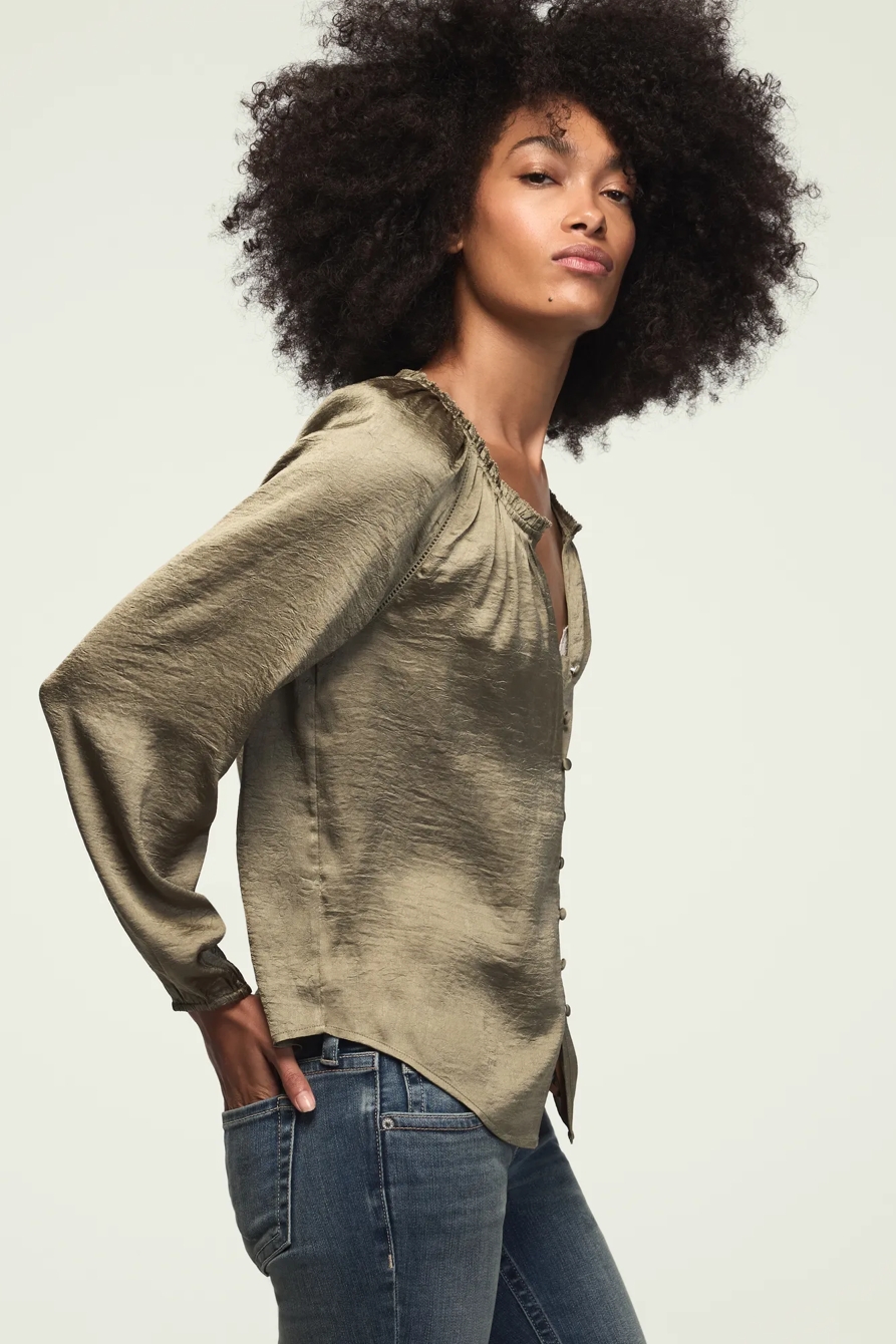 LONG SLEEVE RAGLAN PEASANT TOP, image 4