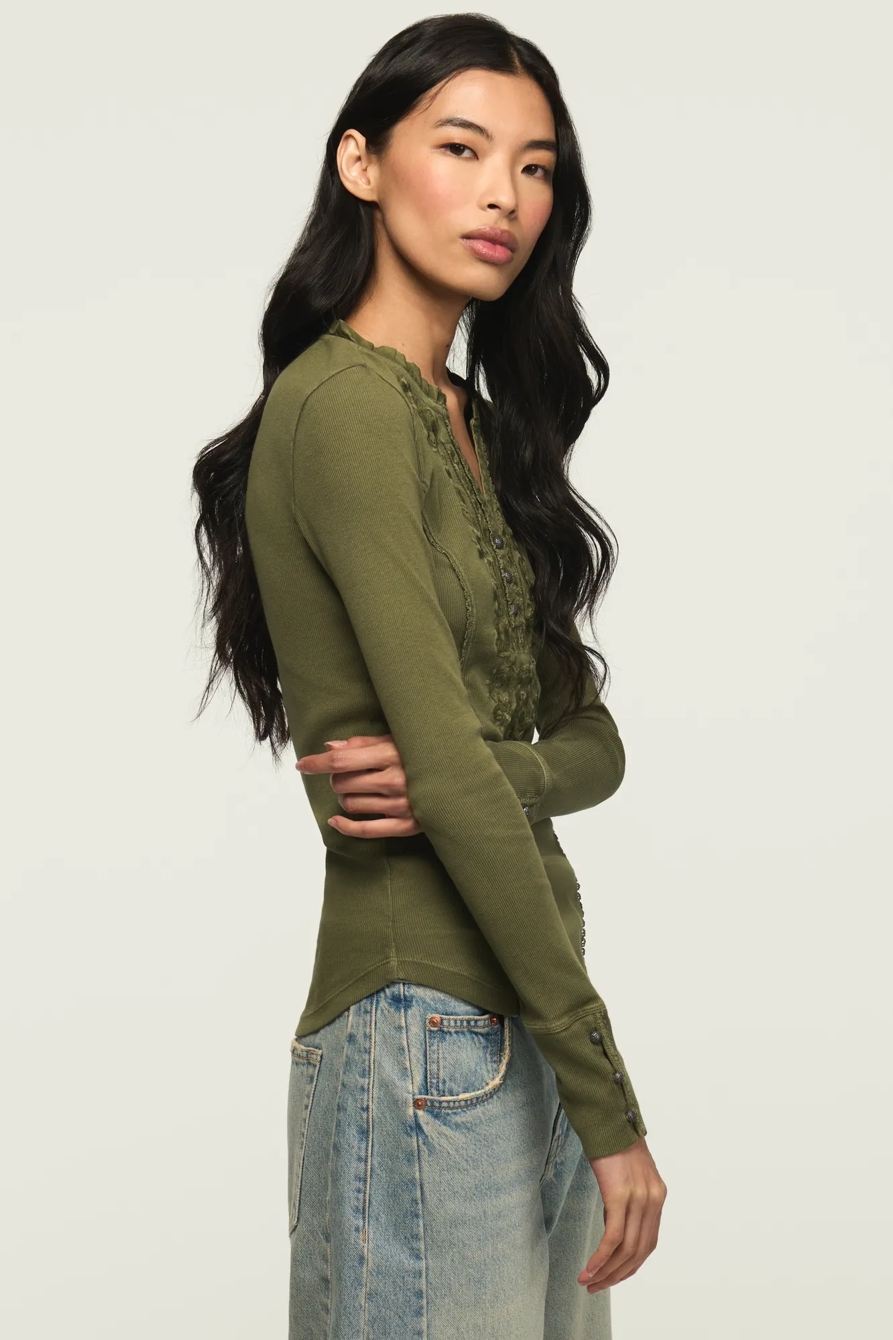 EMBROIDERED V NECK HENLEY, image 4