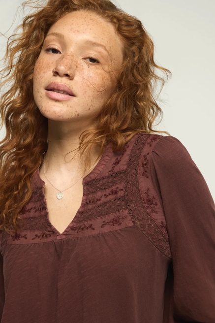 TRIM MIX KNIT PEASANT TOP, image 2