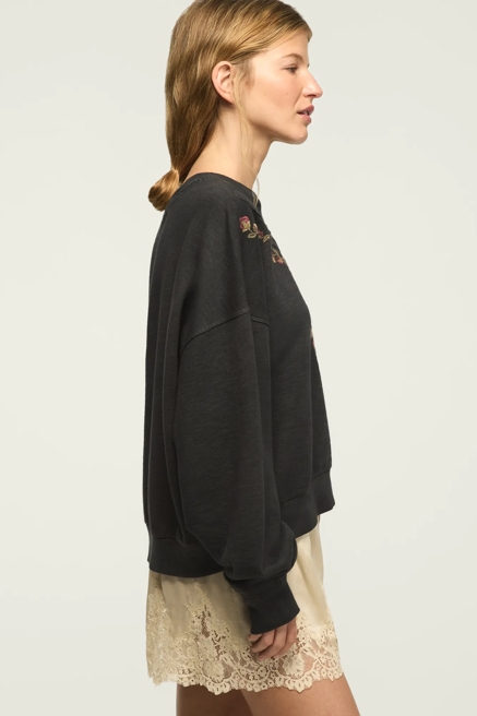 NOVELTY EMBROIDERED CREW NECK, image 4